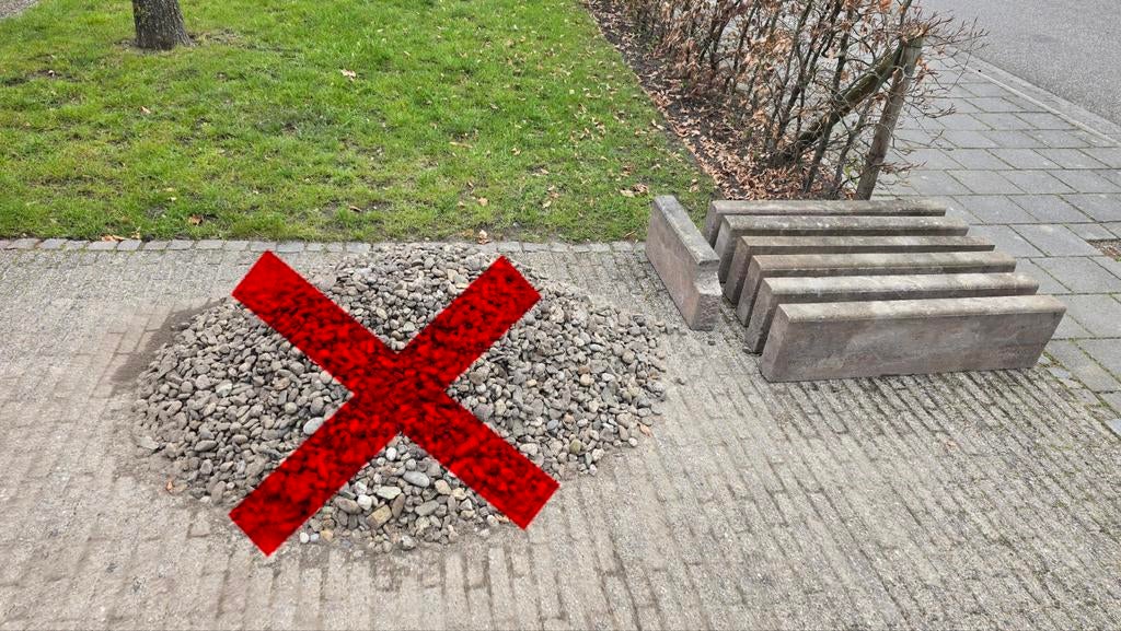 GRATIS betonnen opsluitbanden voor tuin of oprit, Tuin en Terras, Ophalen of Verzenden, Gebruikt, Beton, Overige typen