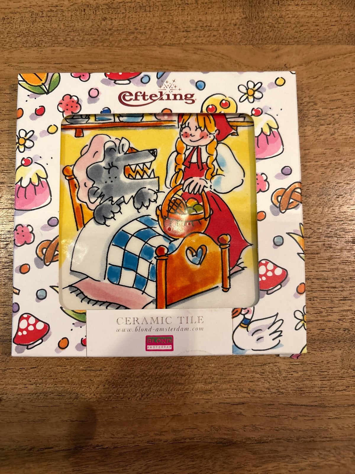 Efteling Roodkapje tegel Blond Amsterdam, Verzamelen, Efteling, Ophalen of Verzenden, Nieuw, Gebruiksvoorwerp