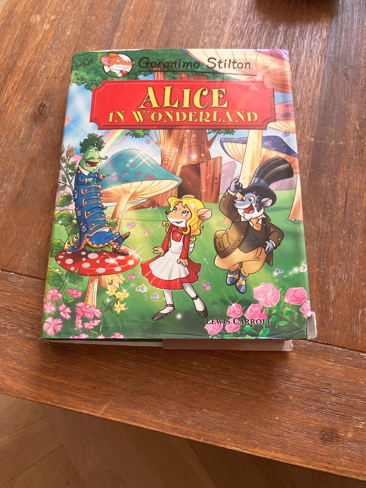 Geronimo Stilton: Alice in Wonderland (Lewis Carroll), Boeken, Kinderboeken | Jeugd | onder 10 jaar, Ophalen of Verzenden, Zo goed als nieuw