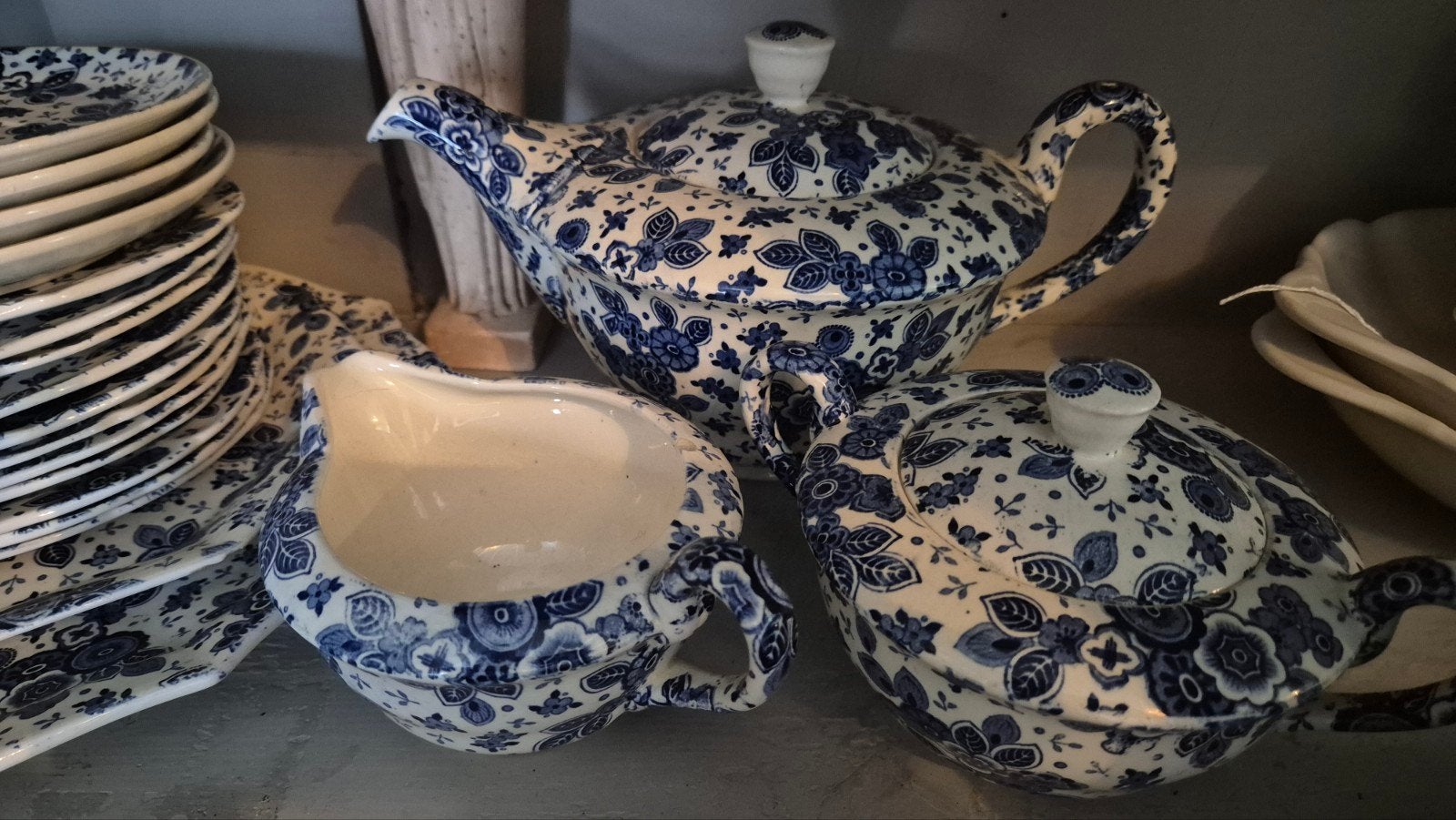Antieke Société Céramique Beatrix theepot mer roomstel, Ophalen of Verzenden