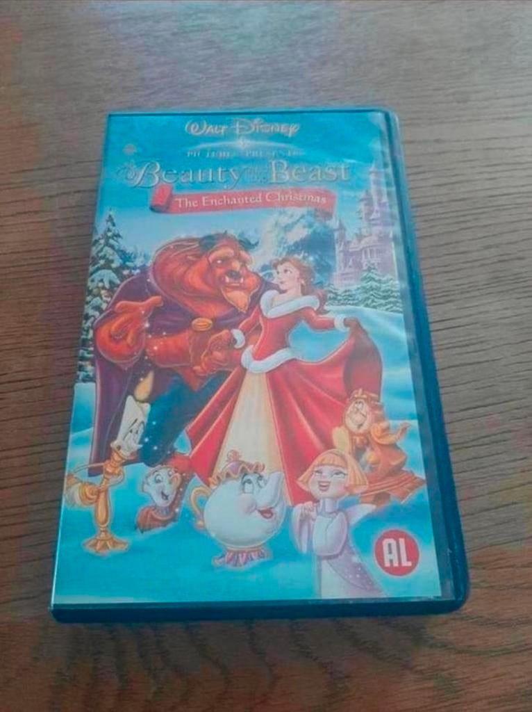 Disney Beauty and the Beast enchanted Christmas videoband, Alle leeftijden, Ophalen of Verzenden, Gebruikt, Tekenfilms en Animatie