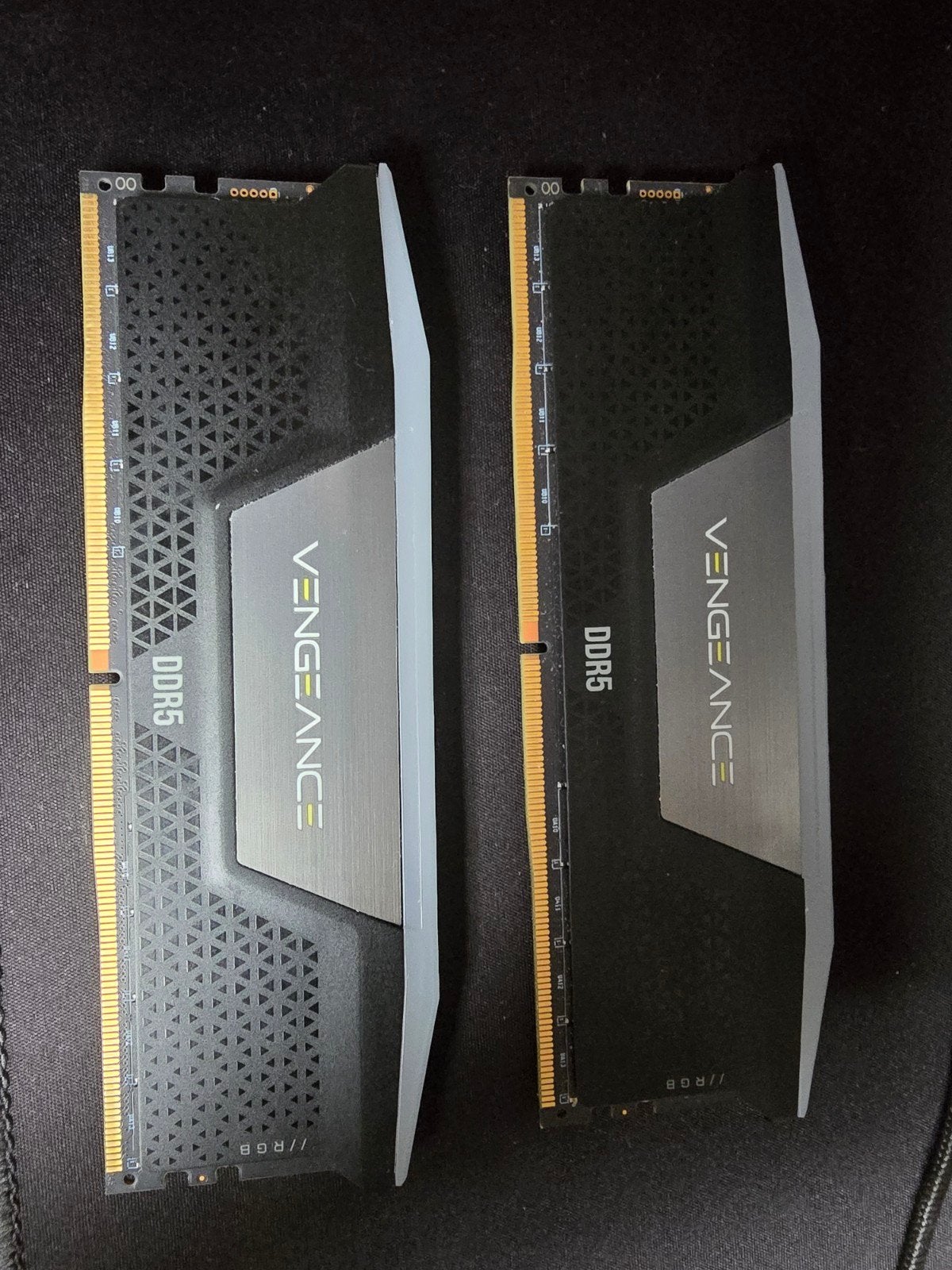 Corsair Vengeance RGB 2x 32GB 6000mhz, Computers en Software, RAM geheugen, Ophalen, Zo goed als nieuw, Desktop, DDR5