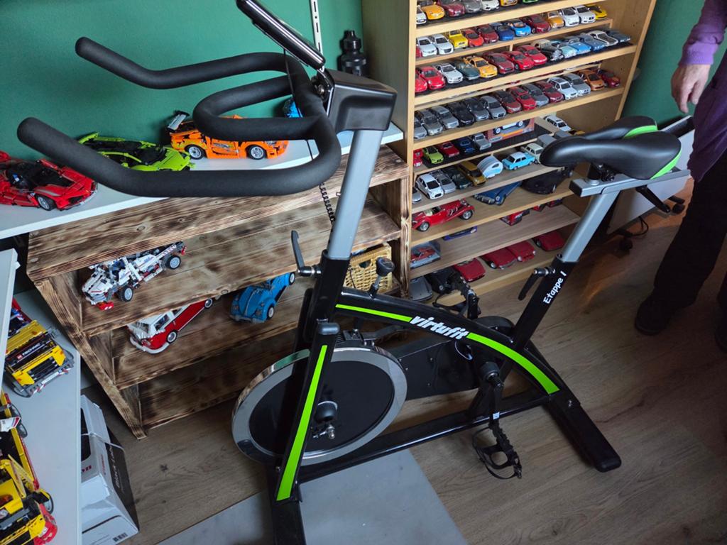 Spinningbike, Ophalen, Zo goed als nieuw, Spinningfiets