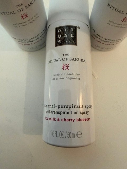 Rituals Sakura deodorant anti-perspirant spray spray 50ml, Sieraden, Tassen en Uiterlijk, Ophalen of Verzenden, Nieuw, Deodorant of Bodyspray