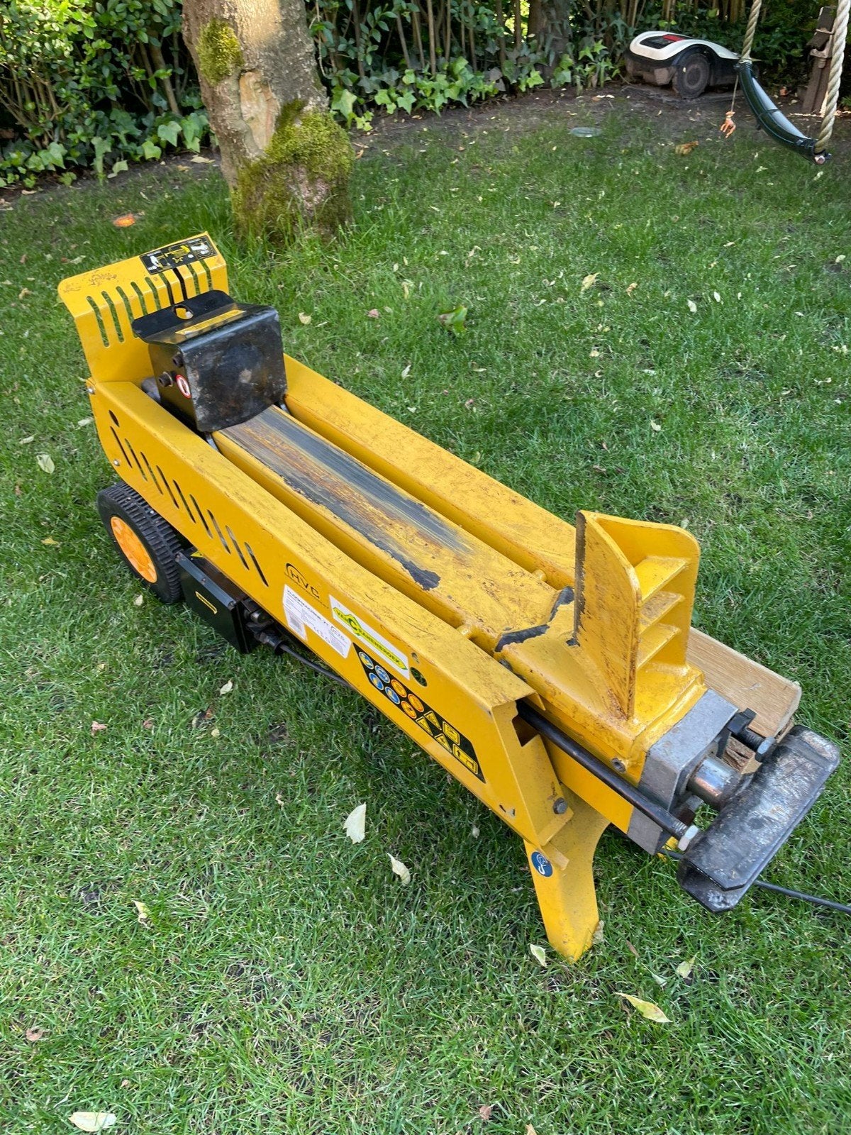 kloofmachine 7 ton te huur, Ophalen, Gebruikt, Elektrisch, Liggend