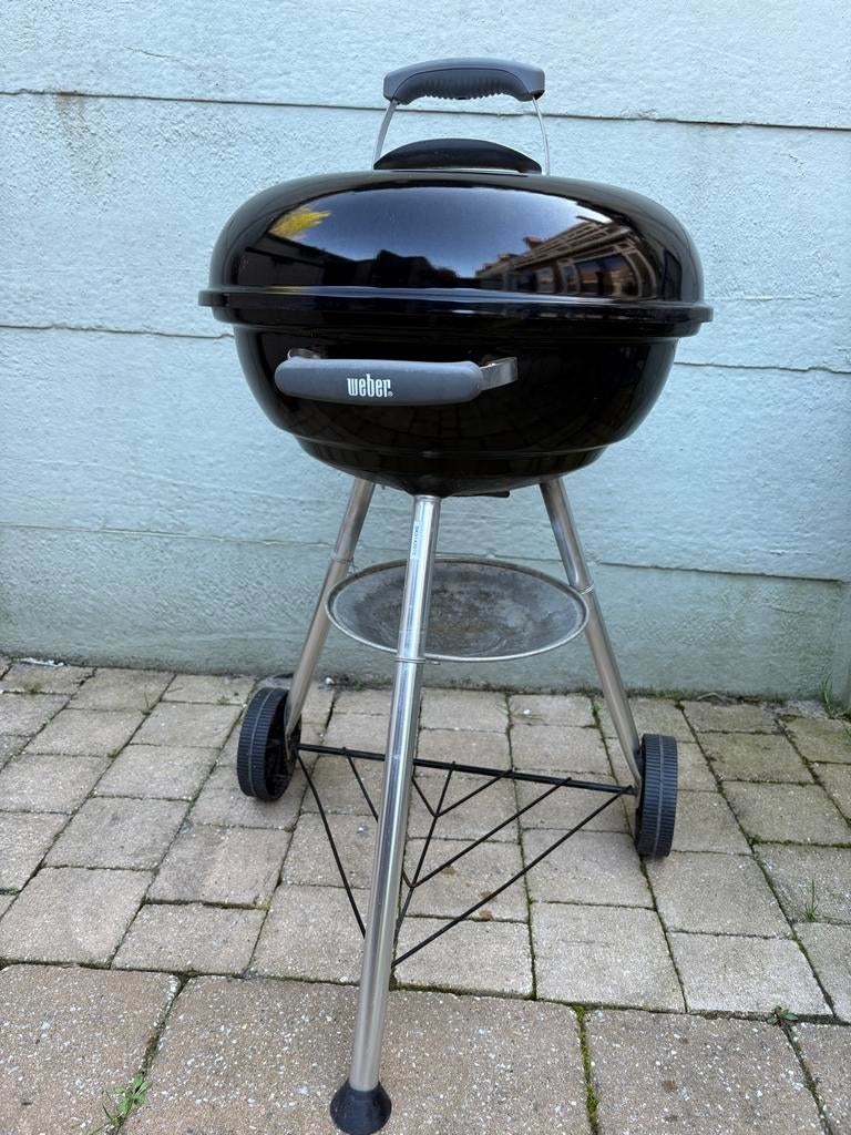 Weber kettle 47 cm met nieuw grillrooster, Ophalen, Gebruikt