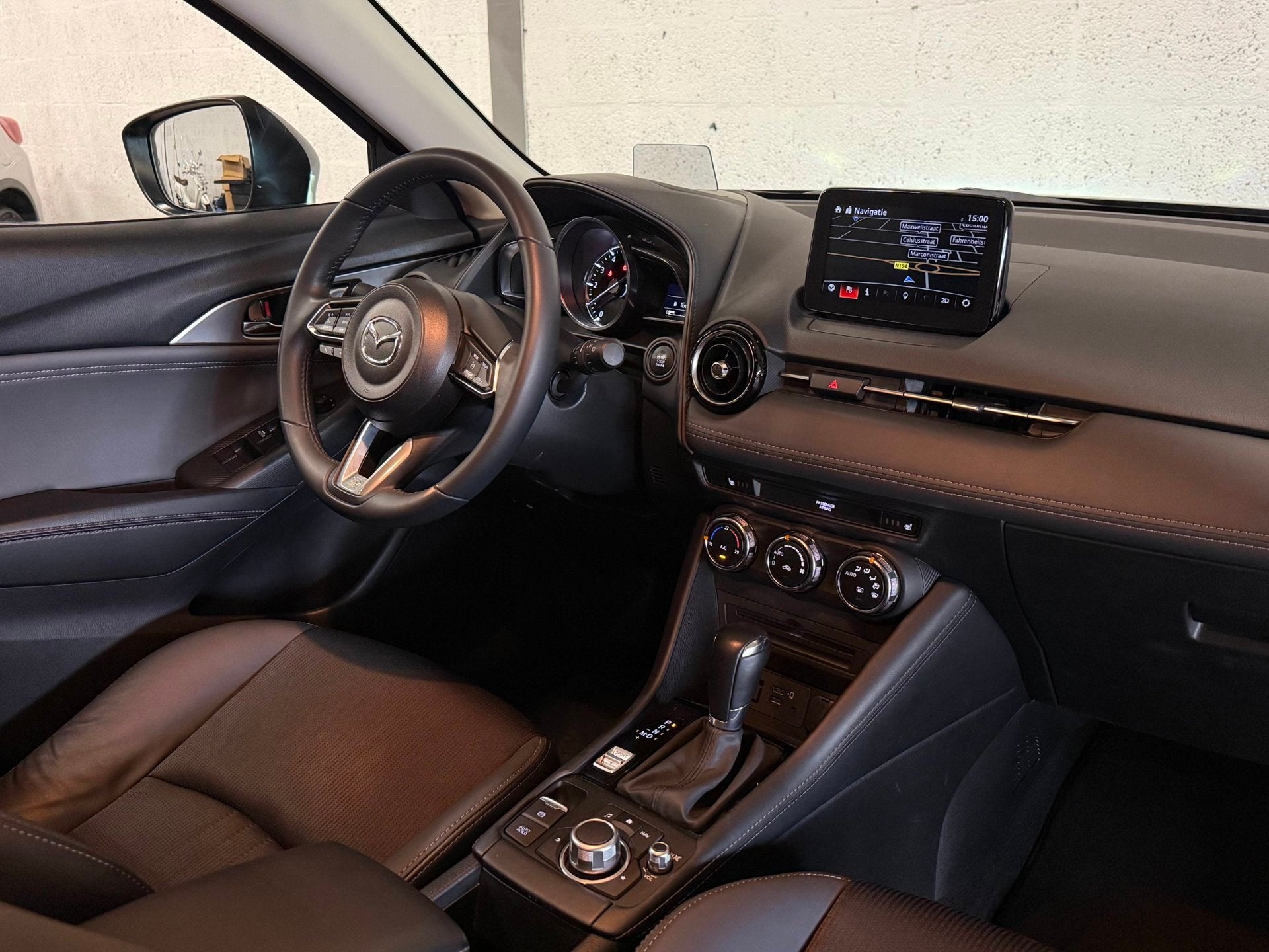 Mazda CX-3 2.0 SkyActiv-G 121 Luxury Aut|LED|Navi|Camera|Car, 1998 cc, Zwart, 4 cilinders, Zwart