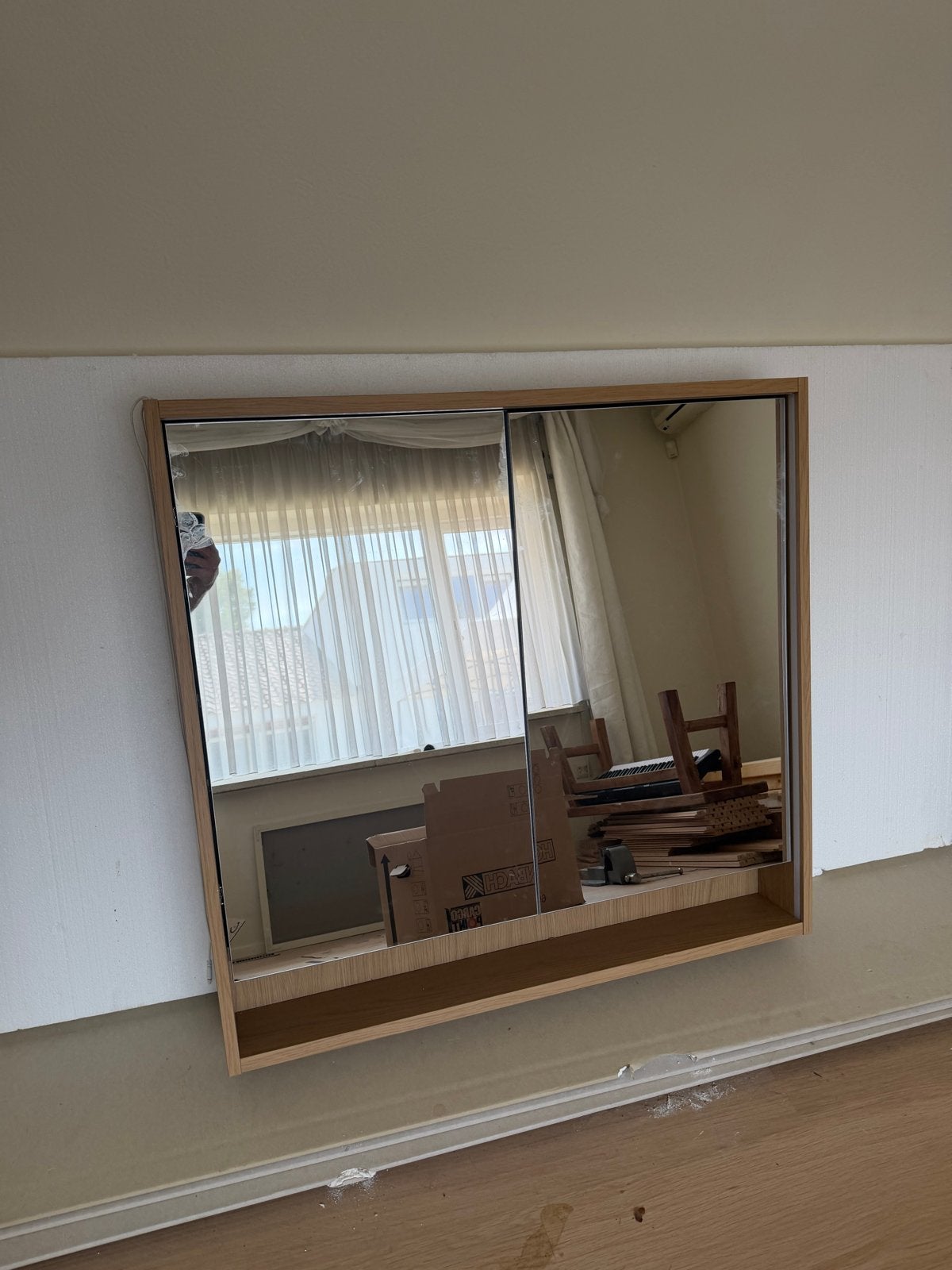 Moderne Ikea Badkamer Spiegelkast met Opbergruimte, Huis en Inrichting, Badkamer | Badkamermeubels, Ophalen, 50 tot 100 cm, Minder dan 25 cm