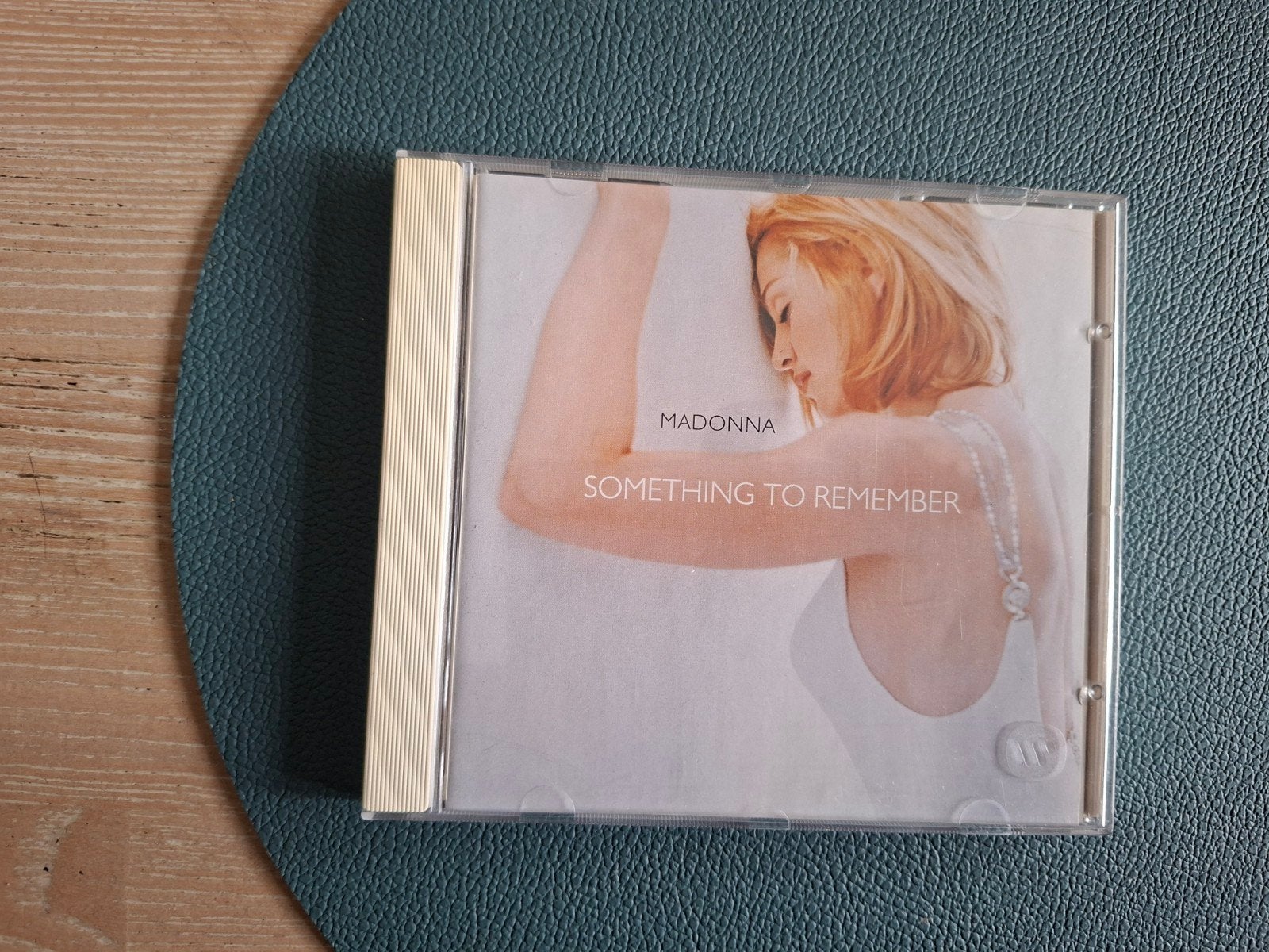 Madonna something to remember album, Ophalen of Verzenden, Album