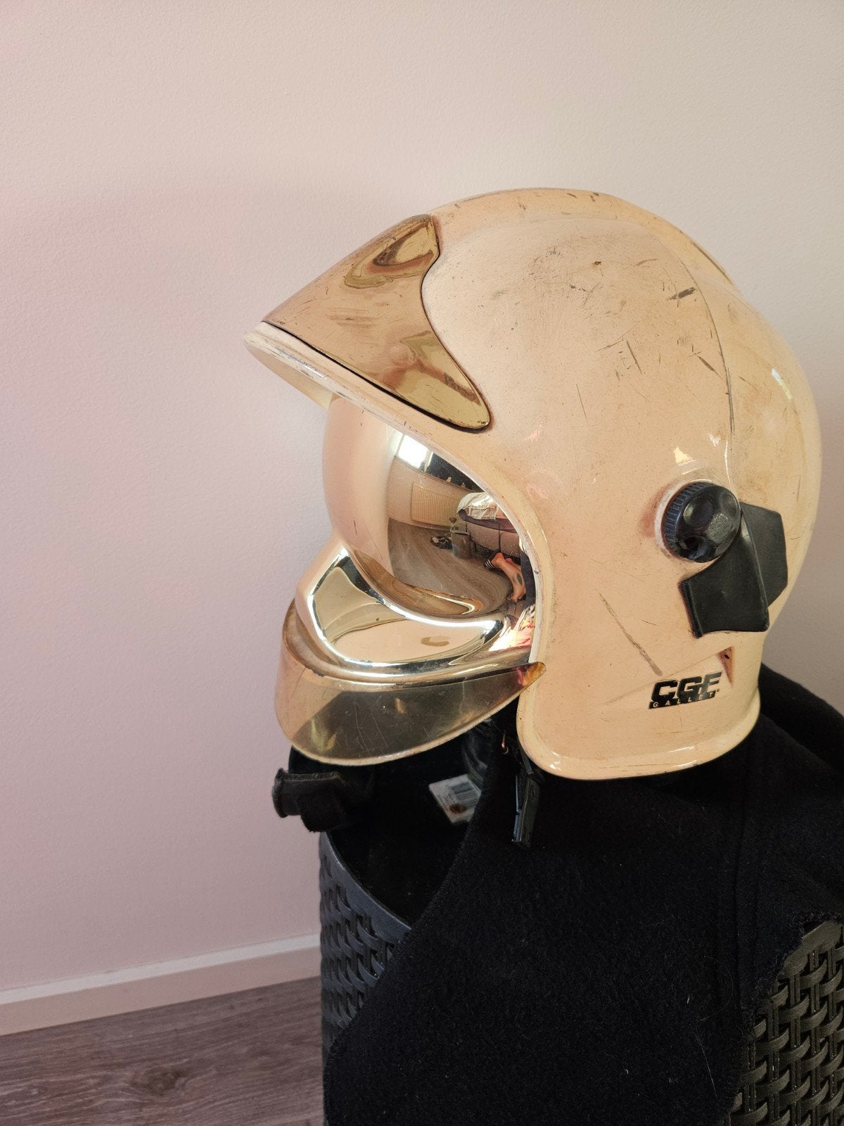 CGF Gallet brandweerhelm met vizier, Doe-het-zelf en Verbouw, Veiligheidshelmen, Ophalen of Verzenden