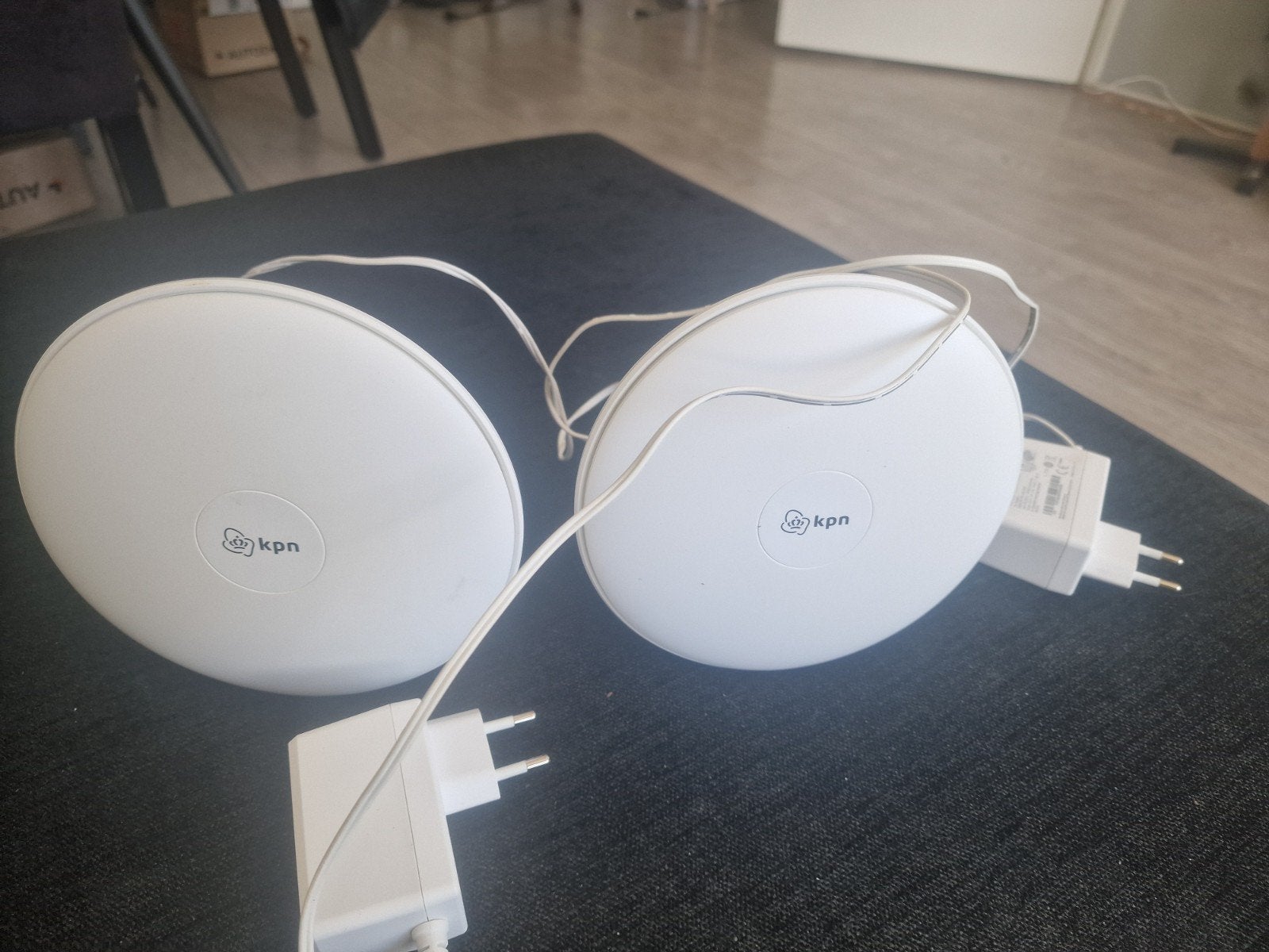 KPN SuperWifi punten (2 stuks) met adapters, Ophalen of Verzenden, Zo goed als nieuw, Router, KPN