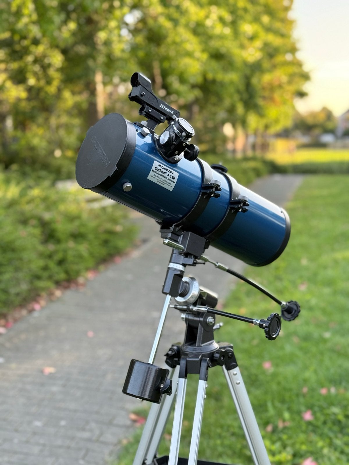 Orion StarBlast II 4.5 EQ Reflector Telescoop met Statief, Ophalen, 80 tot 200 mm, Met statief, Spiegeltelescoop (reflector)
