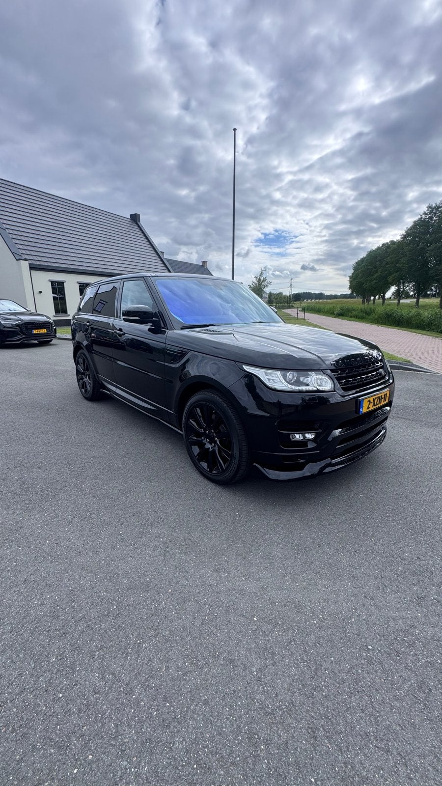 Land Rover Range Rover (sport) 3.0 Tdv6 AUT 2014 Zwart, 2993 cc, 258 pk, 255 €/maand, Zwart