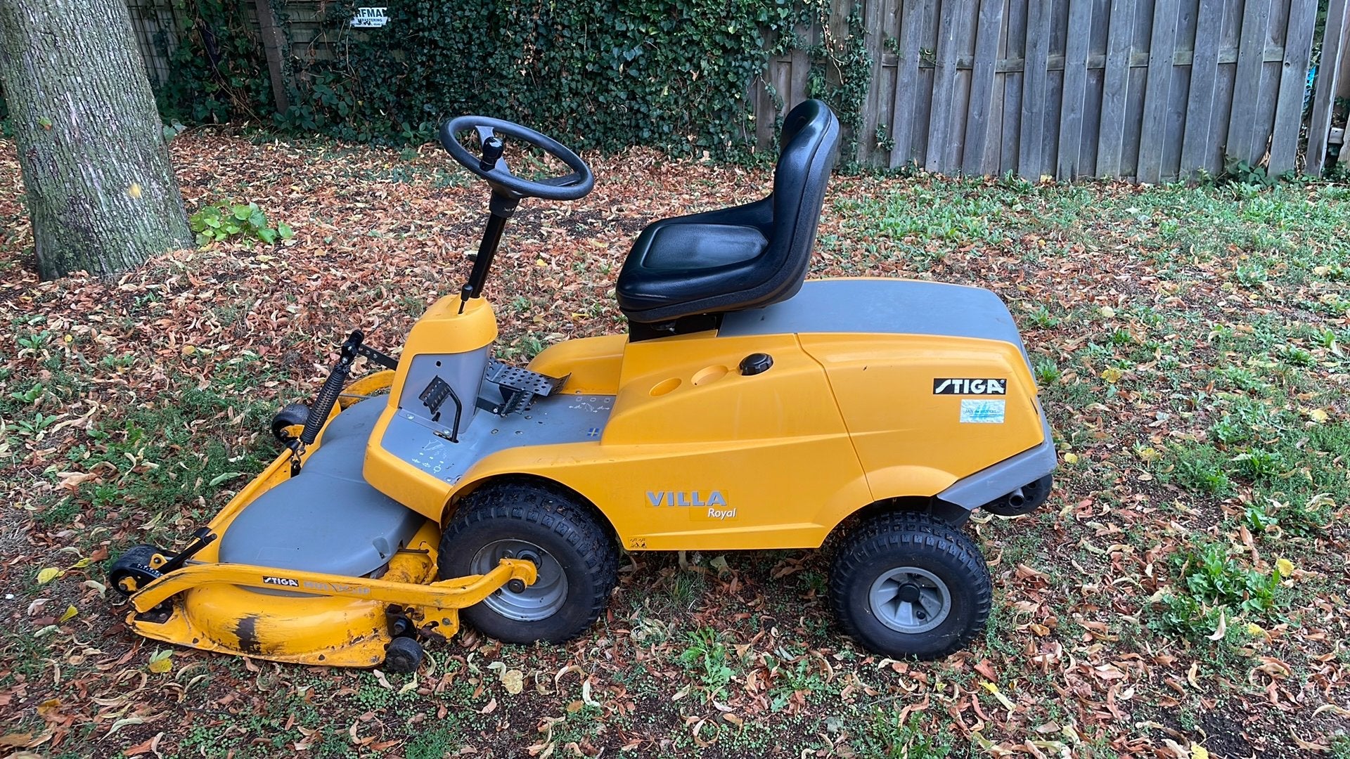 STIGA VILLA ROYAL, Ophalen, Gebruikt, Mulchfunctie, 90 tot 120 cm