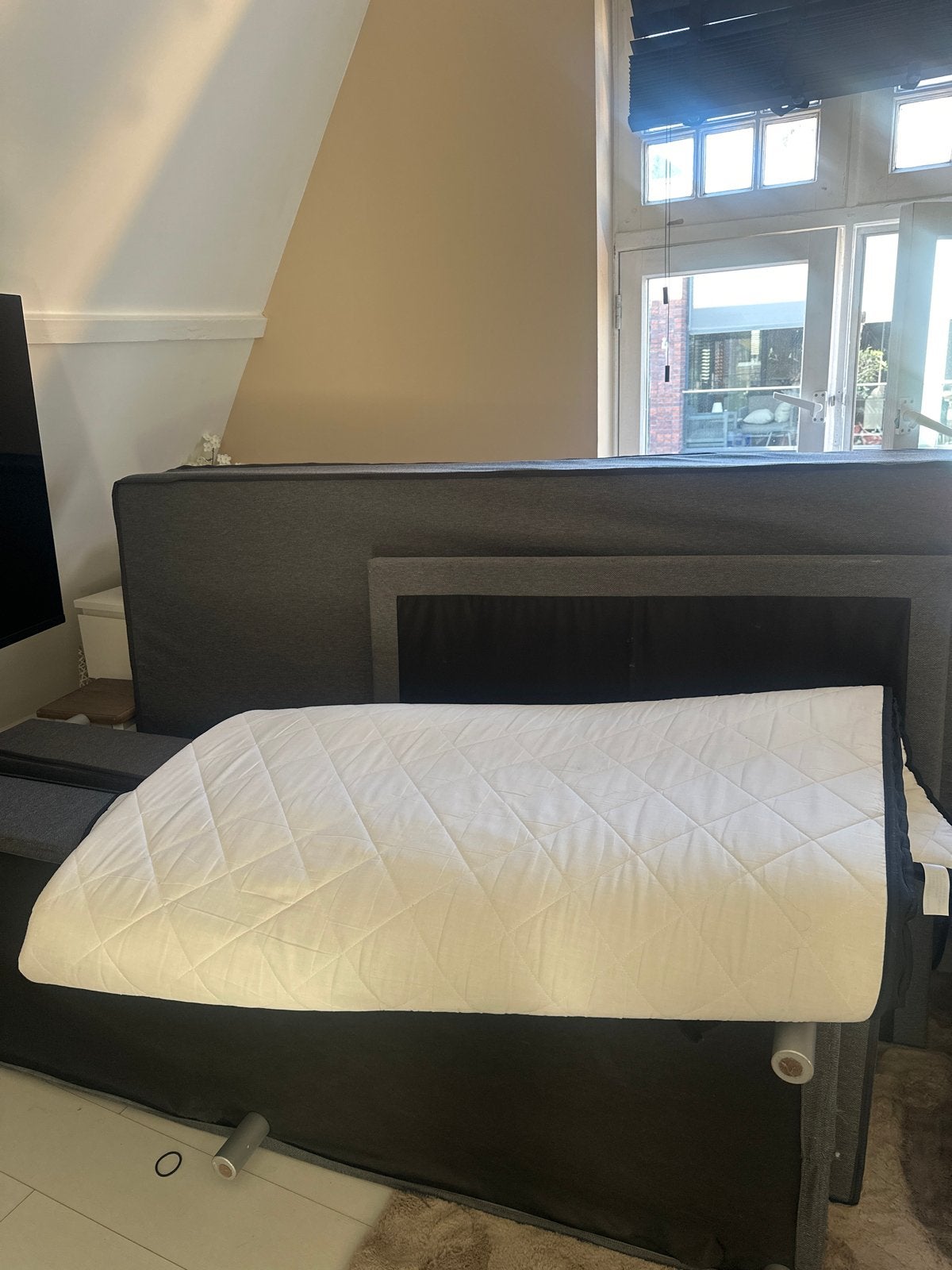 Gratis ophalen twijfelaar boxspring bed met hoofdbord, Huis en Inrichting, Slaapkamer | Bedden, Ophalen, Tweepersoons, Zo goed als nieuw