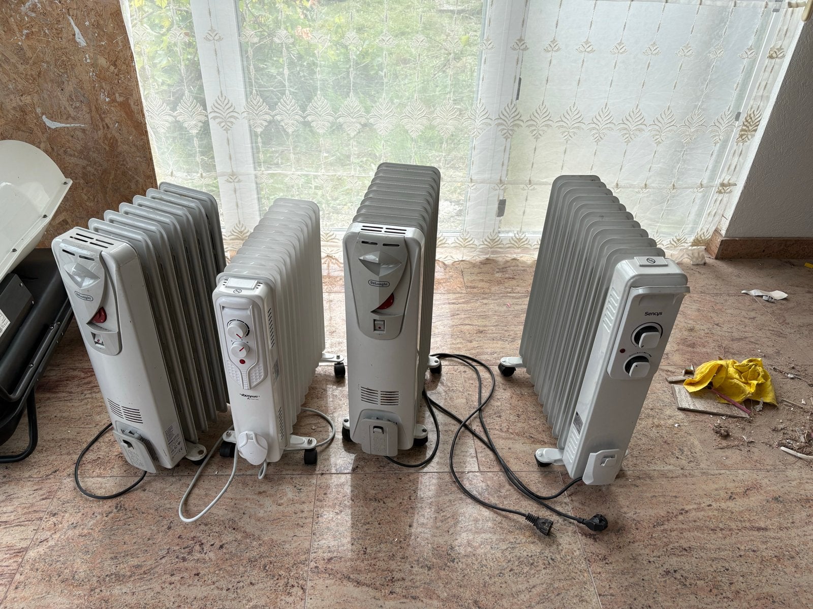Diverse radiatoren-let op: op te halen in Groningen, Doe-het-zelf en Verbouw, Ophalen, Gebruikt, Radiator, Minder dan 60 cm