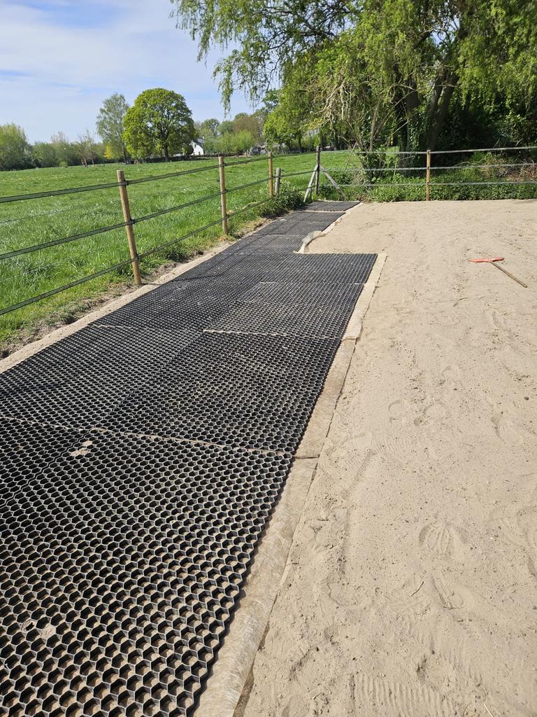 Paddock platen 50 a 60 stuks van 80 bij 120