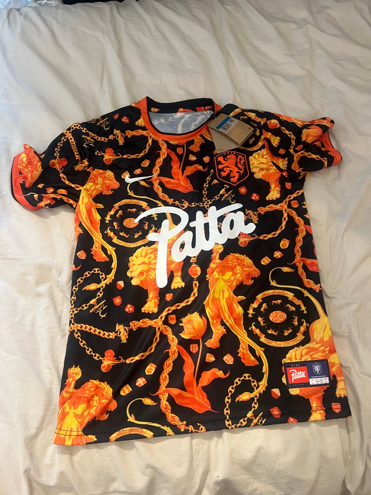 Patta x Nike Oranje shirt Maat M Nieuw, Kleding | Heren, T-shirts, Ophalen, Nieuw, Maat 48/50 (M), Meerkleurig