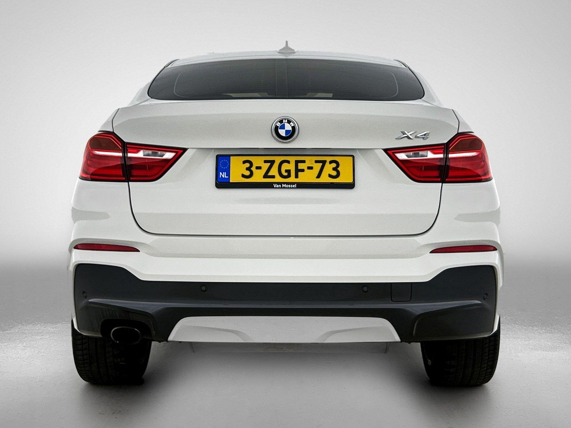 BMW X4 xDrive20i Executive | M SPORT PAKKET | NAVIGATIE | BL, Automaat, 12 maanden, Gebruikt, 4 cilinders