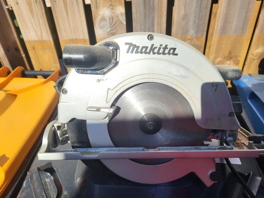 Handcirkelzaag, Doe-het-zelf en Verbouw, Gereedschap | Zaagmachines, Ophalen, Gebruikt, Cirkelzaag, Makita