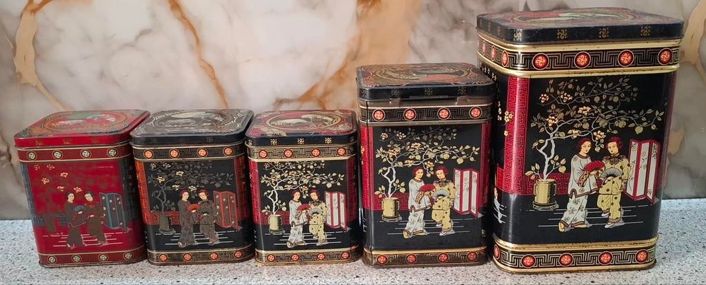 Vijf diverse vintage blikken doosjes met oosterse figuren, Verzamelen, Blikken, Ophalen of Verzenden, Gebruikt, Overige, Overige merken