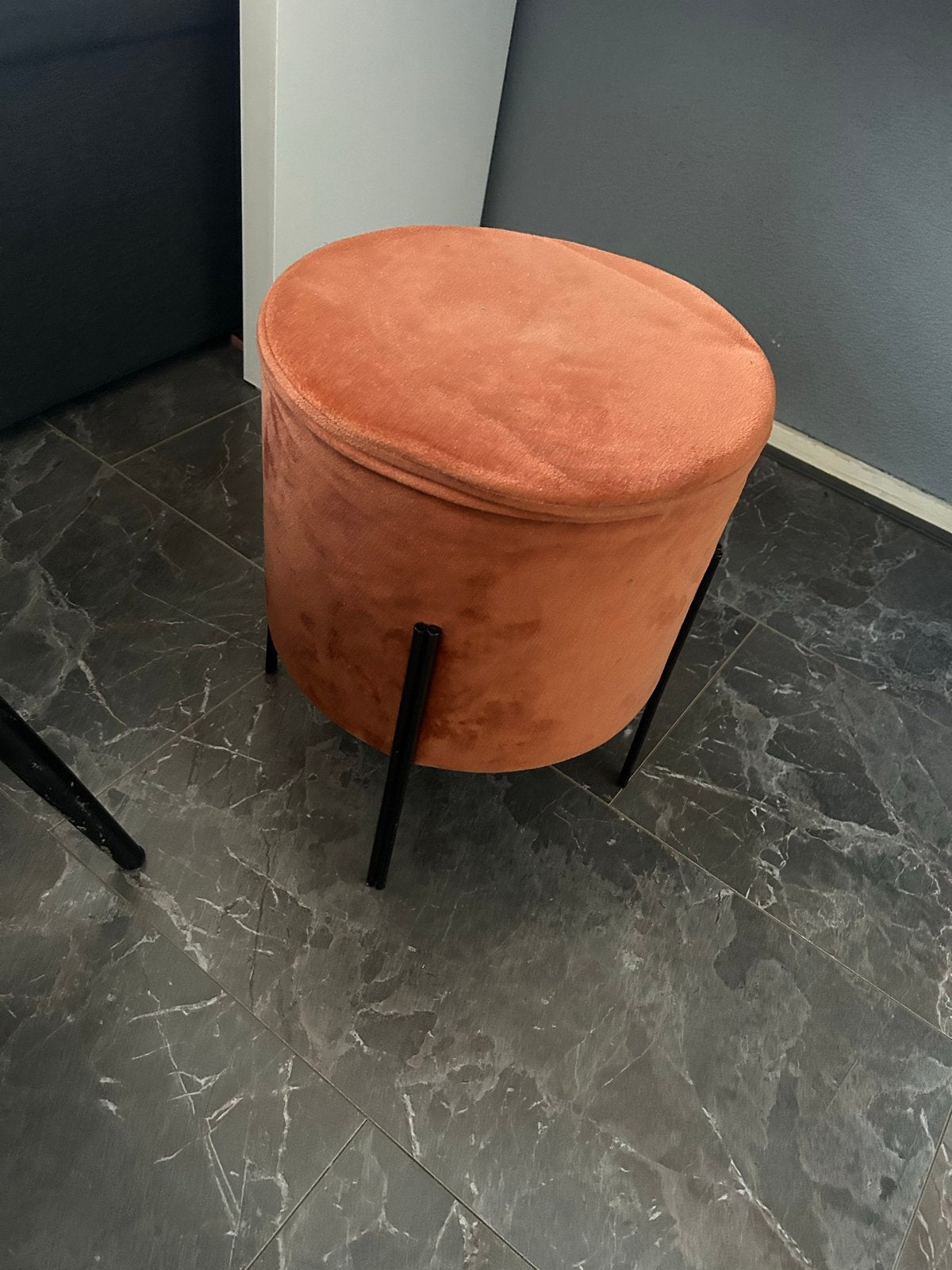 Oranje kruk - Zo goed als nieuw, Ophalen of Verzenden, Zo goed als nieuw, Overige materialen