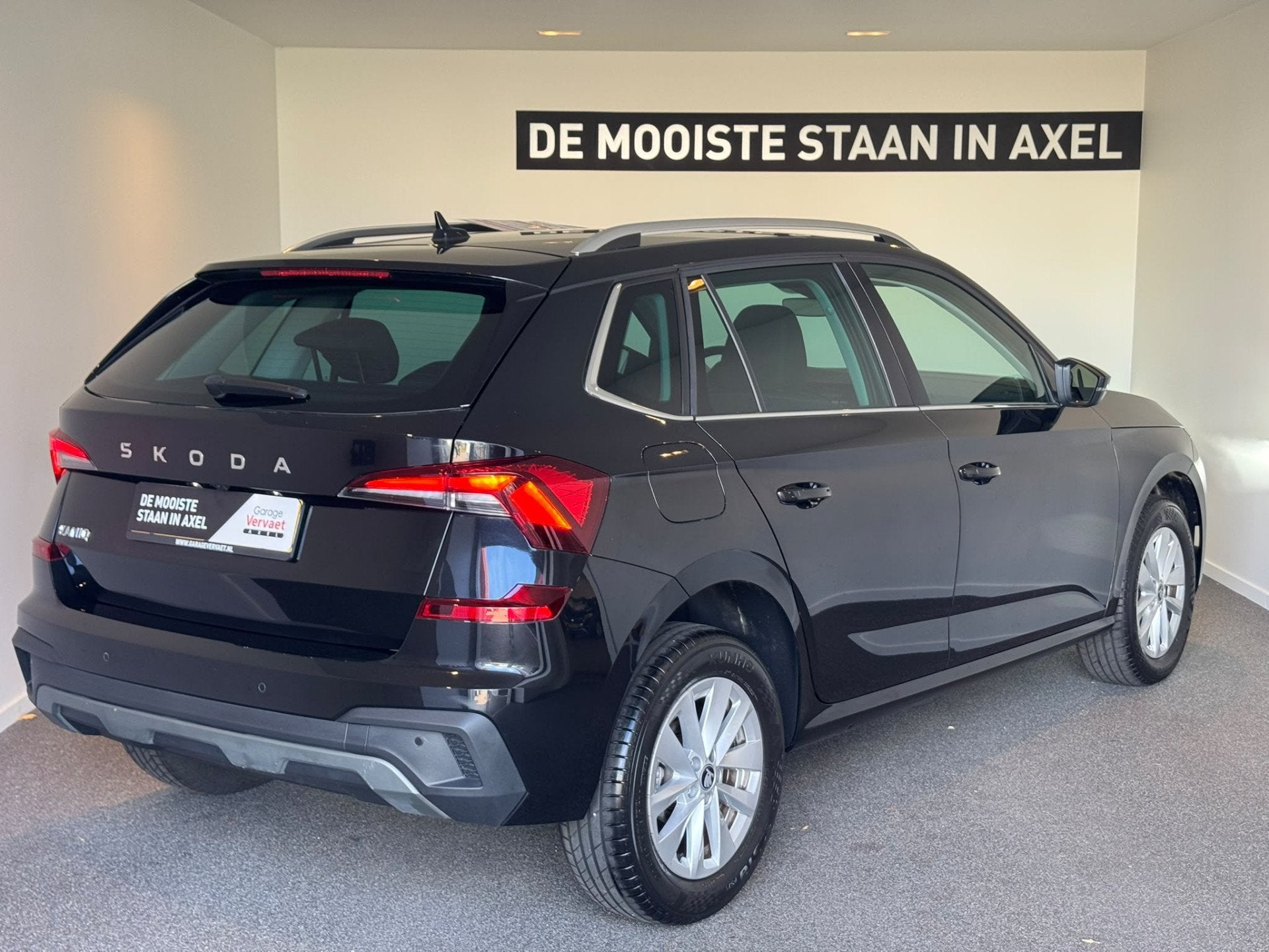 Skoda Kamiq 1.0 TSI Business Edition, Stof, Gebruikt, Zwart, 3 cilinders