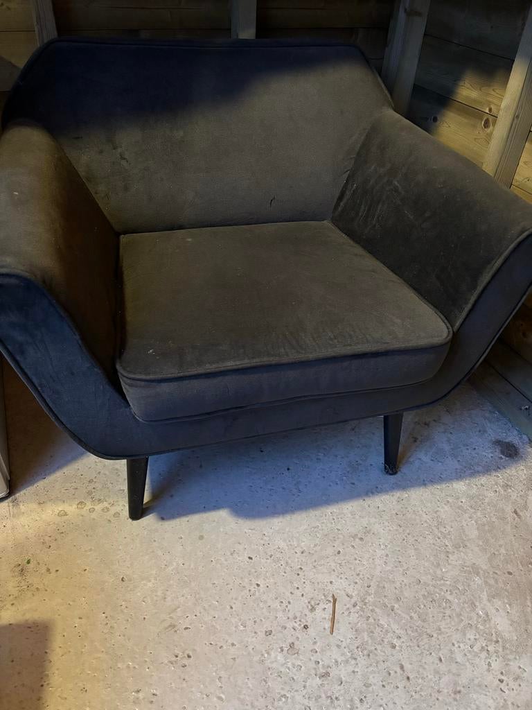 Woood Rocco fauteuil in warm groen velours - Zo goed als nie, Huis en Inrichting, Fauteuils, Ophalen of Verzenden, Zo goed als nieuw
