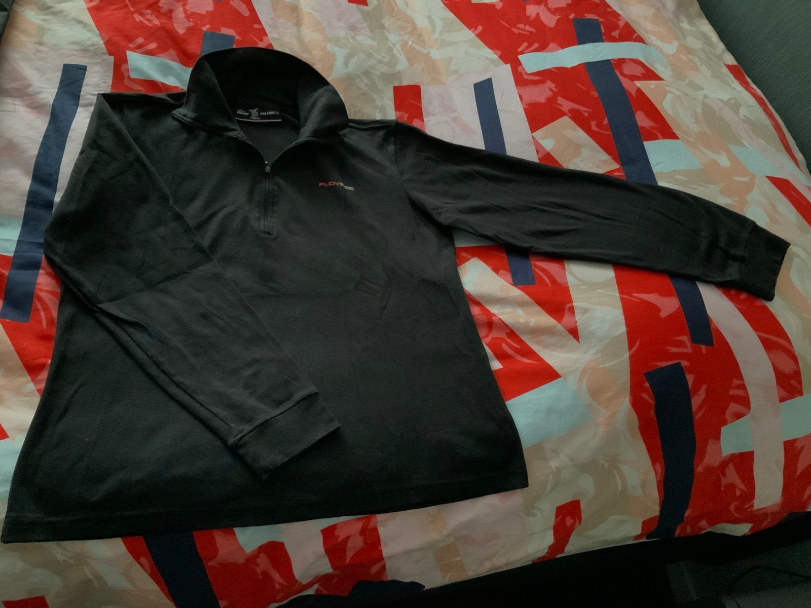 Mooie zwarte ski pullie van het merk Falcon. Maat XL. IZGS., Ophalen of Verzenden, Zo goed als nieuw, Skiën, Kleding
