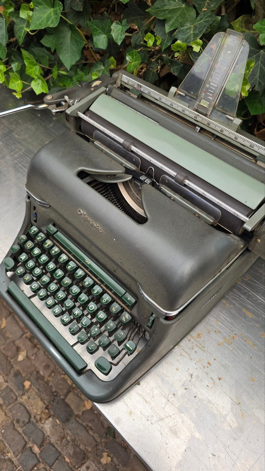 vintage Olympia SG1 typemachine, Ophalen, Gebruikt