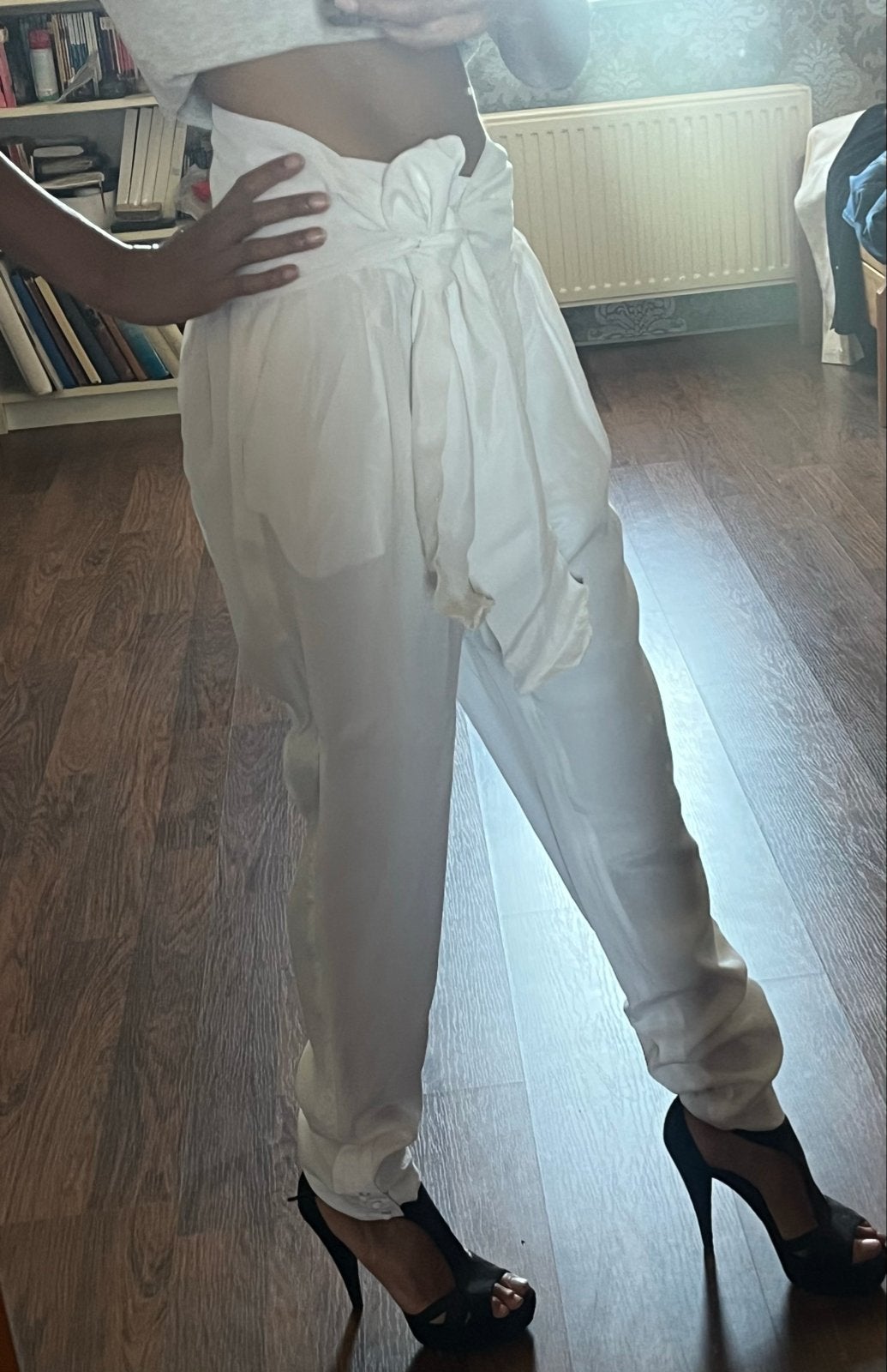 Reiss Witte Broek met Strikdetail - Maat 38/40 (M), Maat 38/40 (M), Wit, Ophalen of Verzenden, Zo goed als nieuw