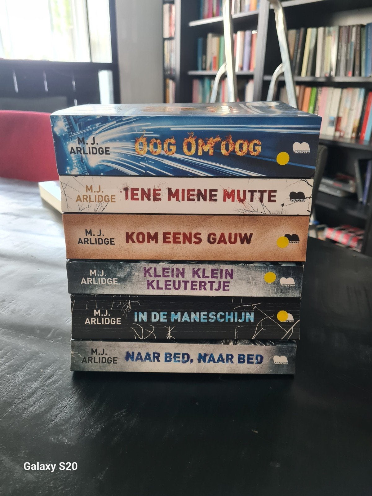 M. J. Arlidge Boeken - Los te koop, Boeken, Ophalen of Verzenden, Zo goed als nieuw, M. J. Arlidge