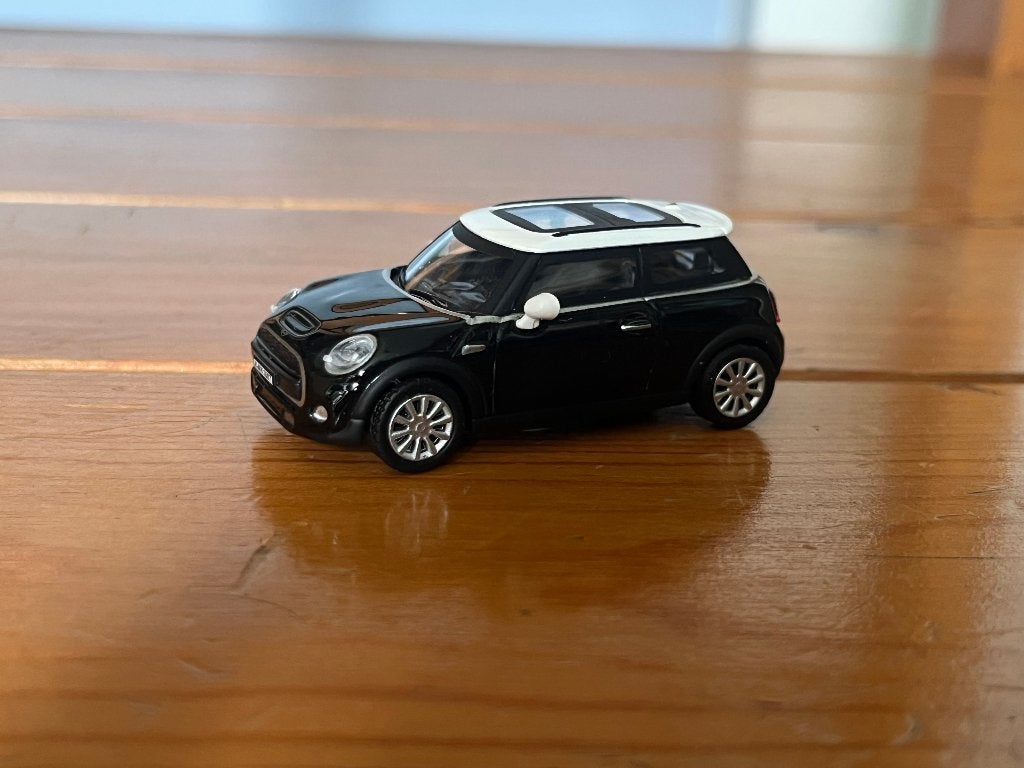 modelauto | 1:43, Hobby en Vrije tijd, Modelauto's | 1:43, Ophalen of Verzenden, Zo goed als nieuw, Auto, Overige merken