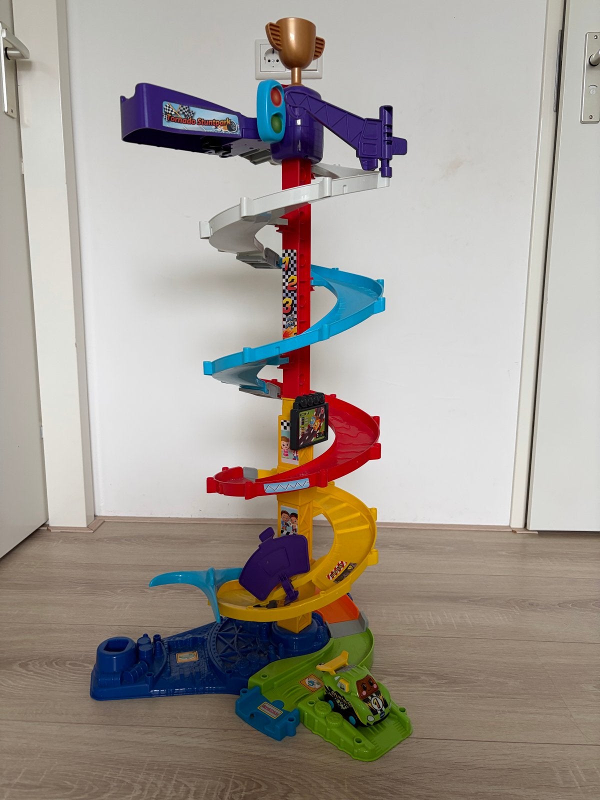 VTech Toet Toet Auto's Tornado Stuntpark, Ophalen, Zo goed als nieuw
