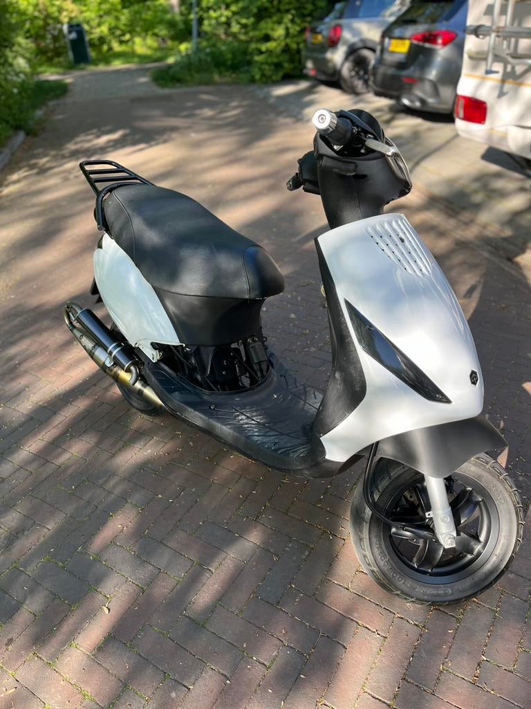 Piaggio zip 70cc mk2 (teruil!!!), Fietsen en Brommers, Scooters | Piaggio, Maximaal 45 km/u, Nieuw, Ophalen of Verzenden, Benzine