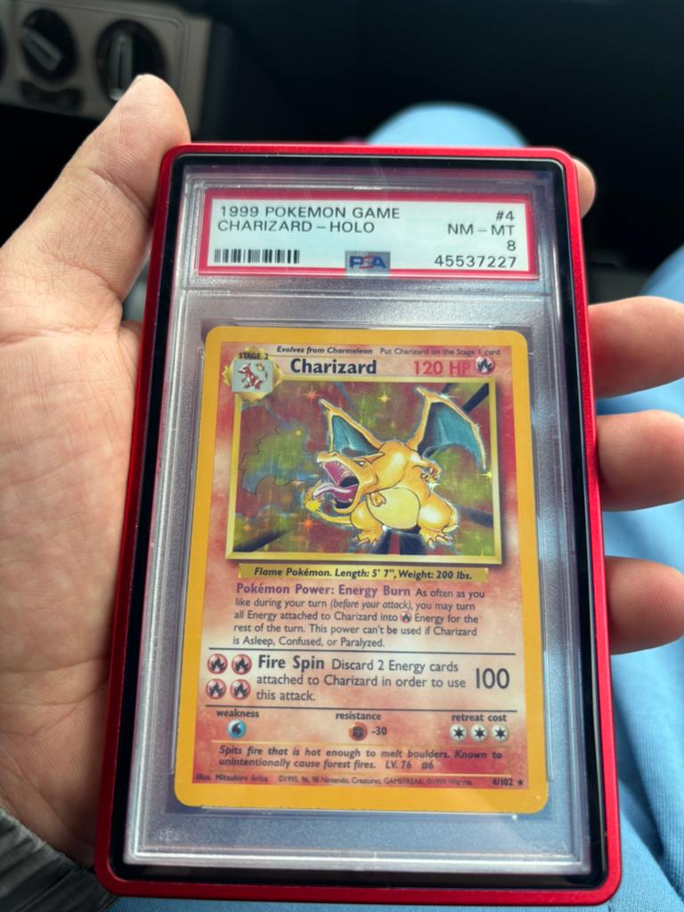 Charizard holo psa 8 wotc vintage, Ophalen of Verzenden, Zo goed als nieuw