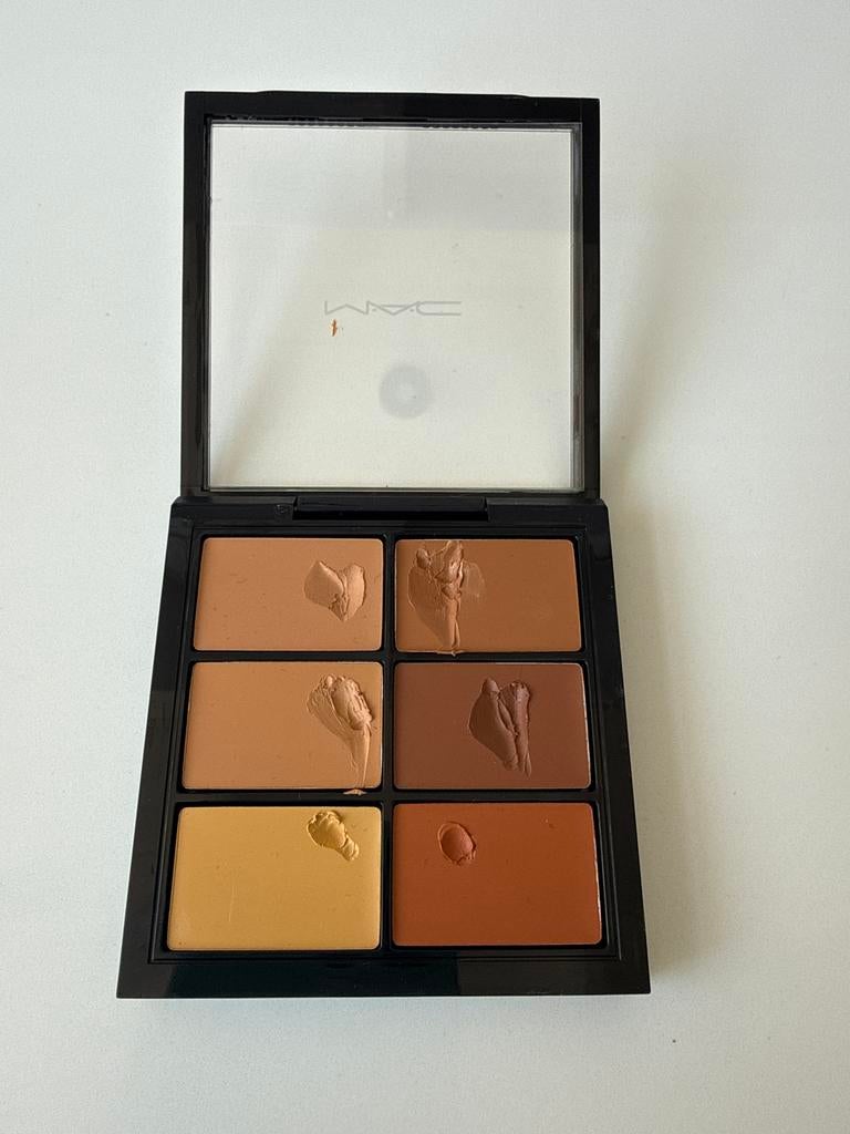 MAC Studio Fix Conceal and Correct Palette - Medium Deep, Sieraden, Tassen en Uiterlijk, Uiterlijk | Cosmetica en Make-up, Bruin