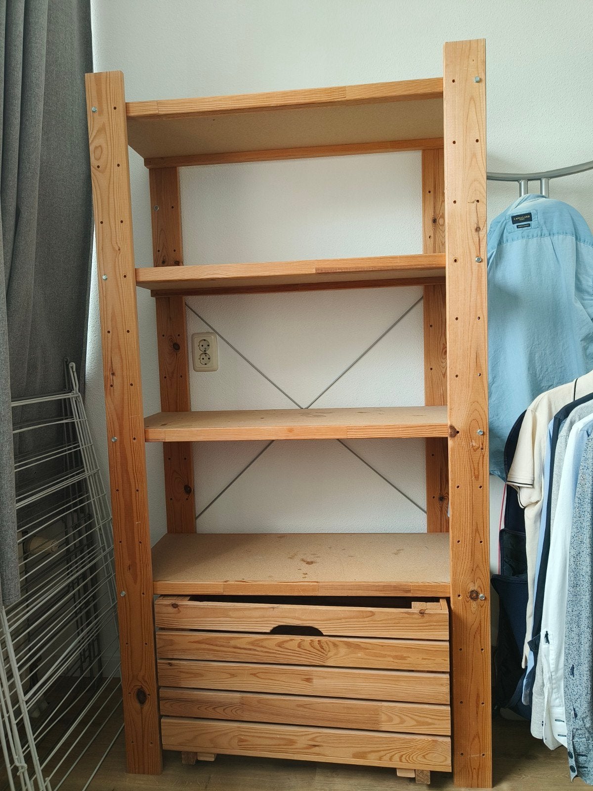 Houten stellingkast met rolbak, Met plank(en), Gebruikt, Rustiek, Praktisch, 25 tot 50 cm