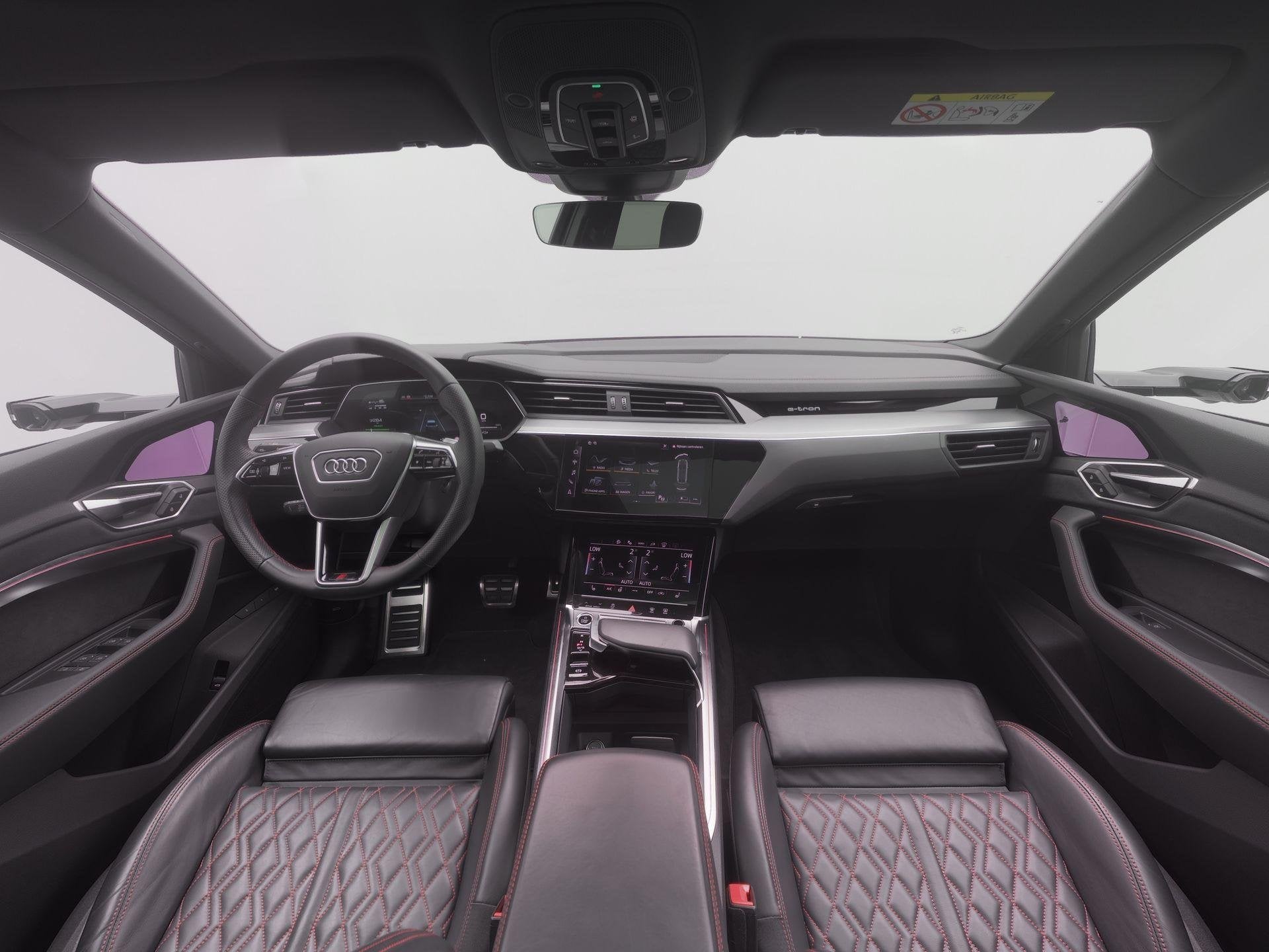 Audi Q8 Sportback e-tron 55 quattro S Edition 408 PK 115 kWh, Auto's, Automaat, Leder, Vierwielaandrijving, 408 pk