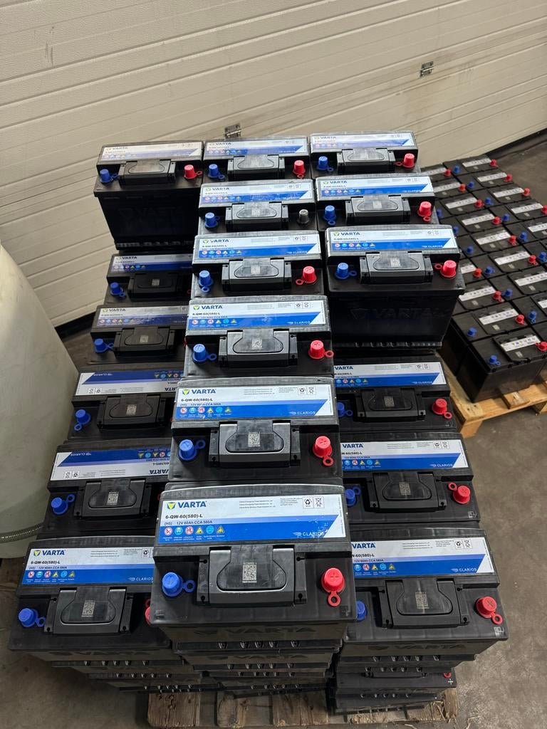 Varta 12V 60ah Accu start batterij Nieuw Restpartij, Ophalen, Nieuw, Universele onderdelen