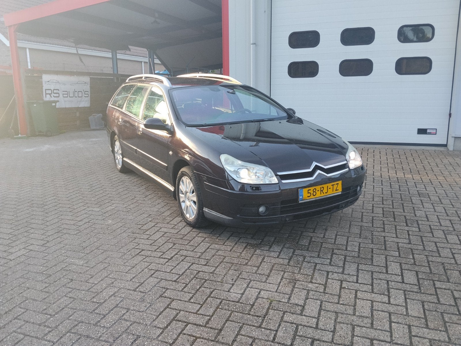 Citroën C5 2.0I 16V Break Ligne Business 2005 rood, Auto's, Citroën, Stof, 1402 kg, 4 cilinders, Handgeschakeld