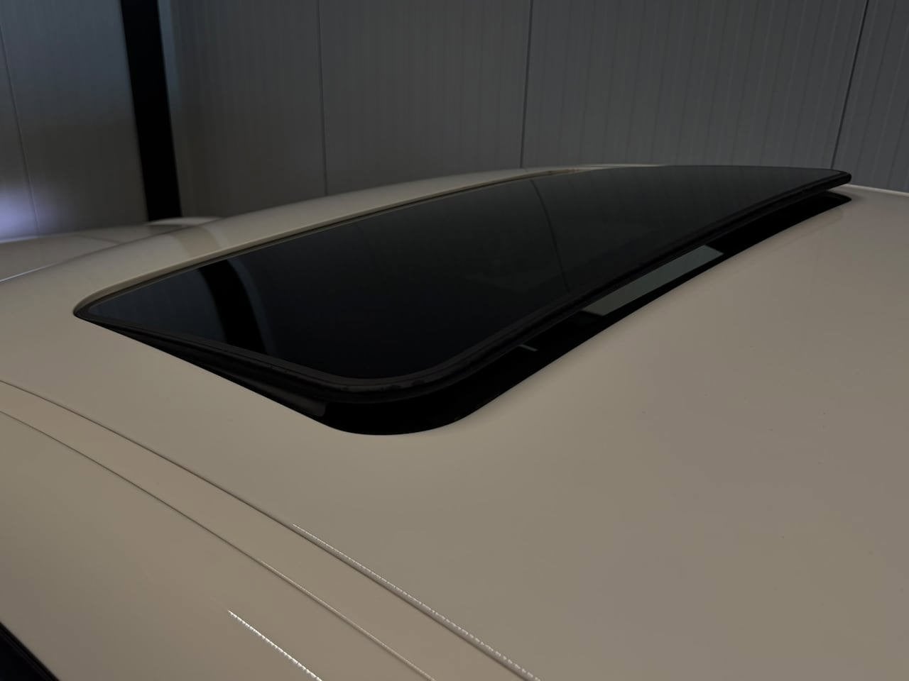 Maserati Ghibli 3.0 V6 D Schuifdak Pearlwhite Keyless Camera, Auto's, Euro 5, Achterwielaandrijving, Gebruikt, Leder