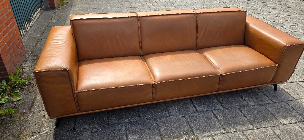 Furninova Piemonte 4 -zitsbank-Cognac Leder, Ophalen, 250 tot 300 cm, Gebruikt, Rechte bank