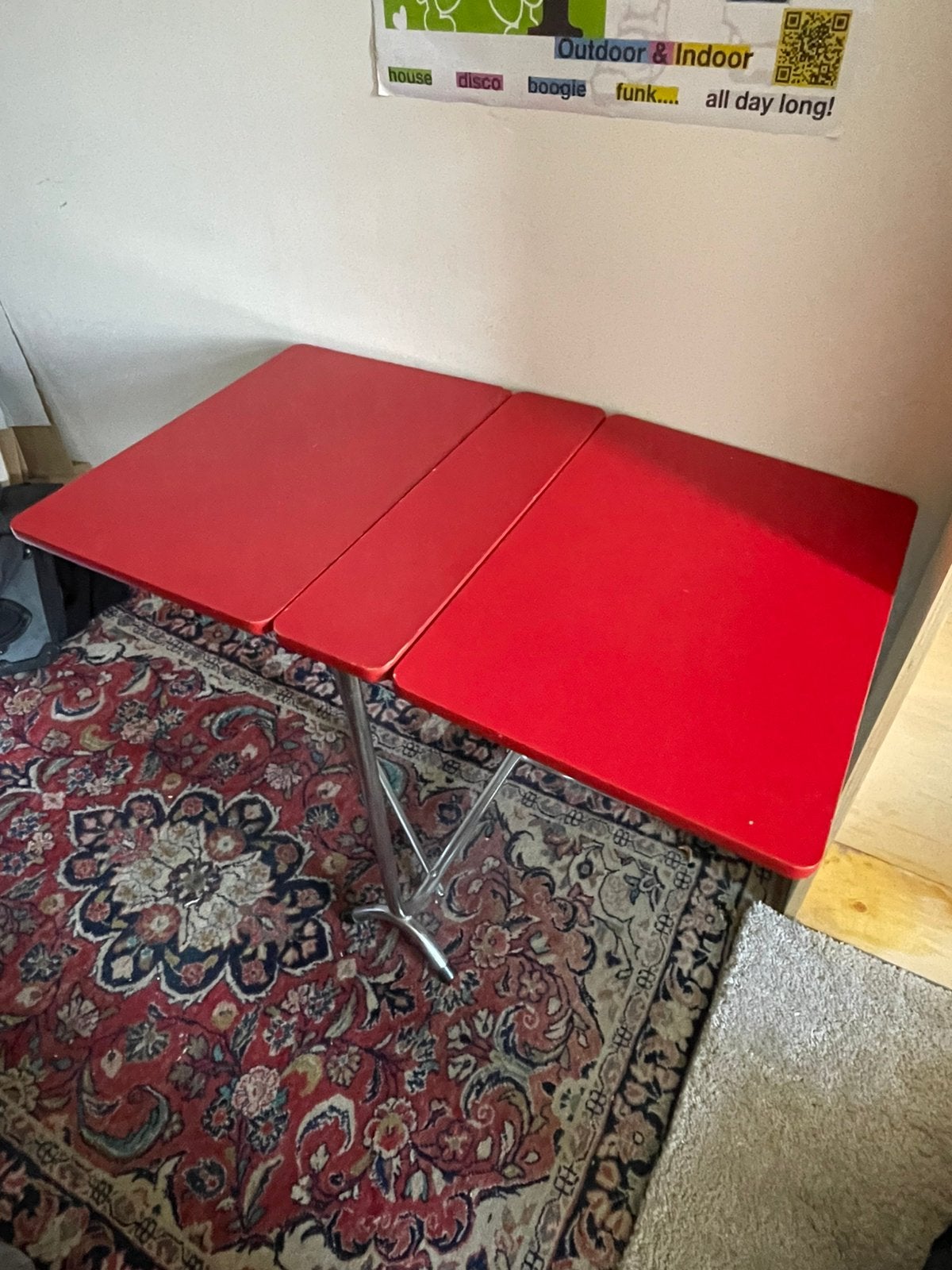 Mooie rode vintage tafel, Ophalen, Gebruikt