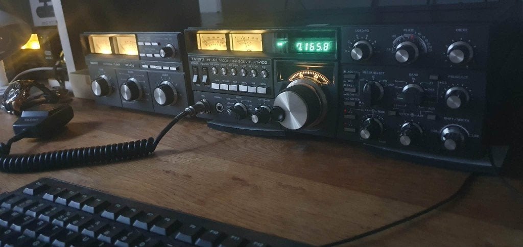 Yaesu FT 102, Telecommunicatie, Zenders en Ontvangers, Ophalen, Zo goed als nieuw, Zender en Ontvanger