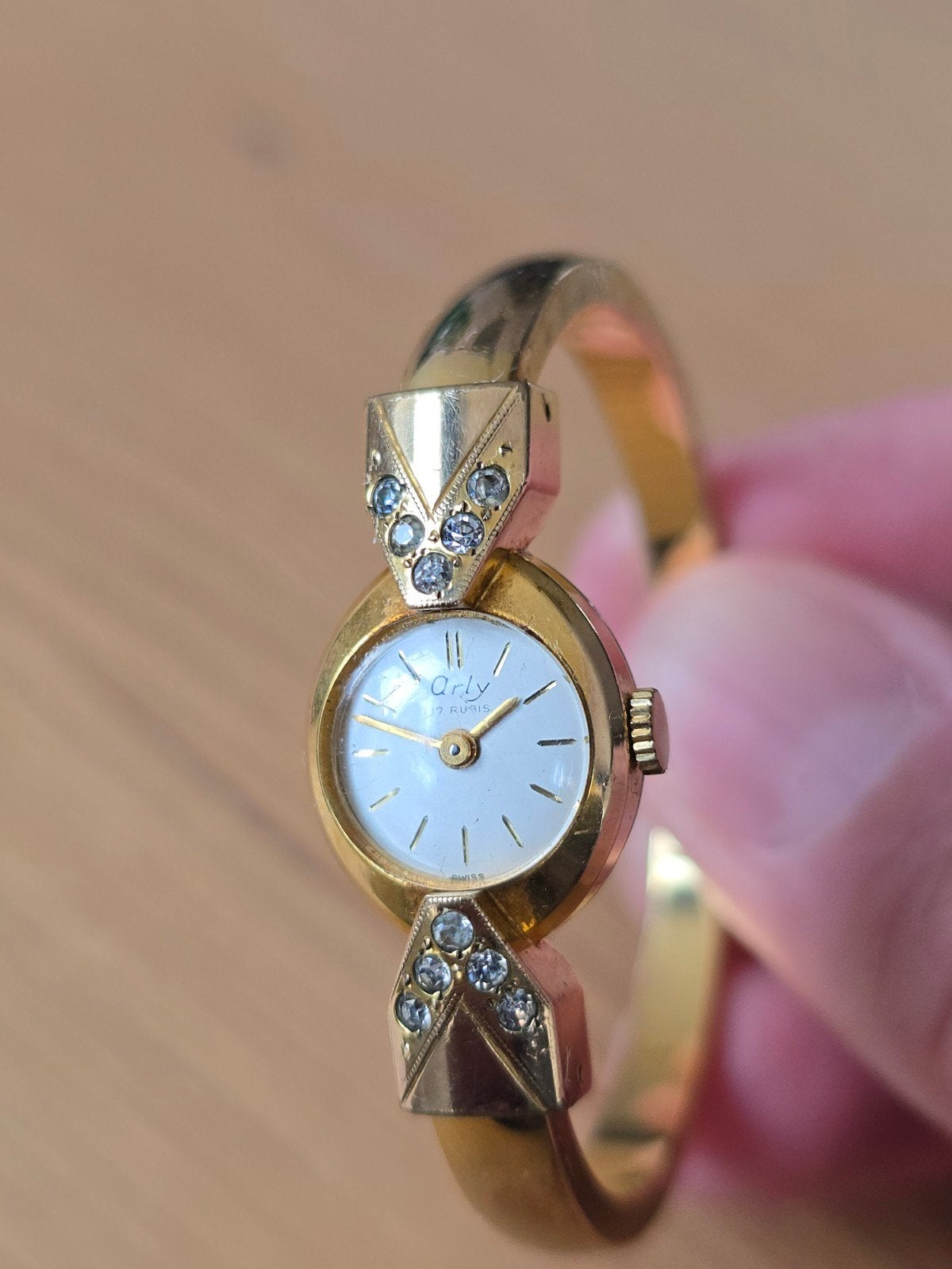 vintage Arly dameshorloge met een 17-rubis uurwerk €59, Sieraden, Tassen en Uiterlijk, Horloges | Antiek, Ophalen of Verzenden