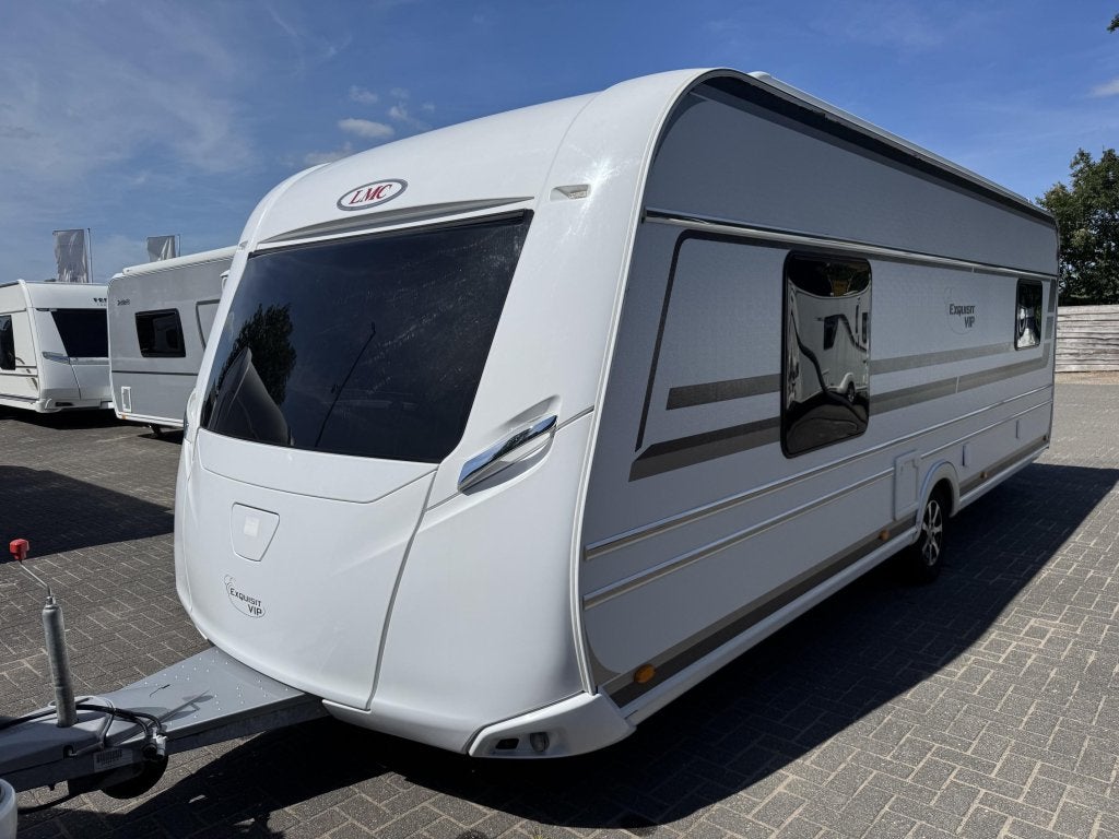 LMC Exquisit 595 VIP 2019 | Airco | Voortent, Caravans en Kamperen, Caravans, Rondzit, Bedrijf, 5 tot 6 meter, Overige typen