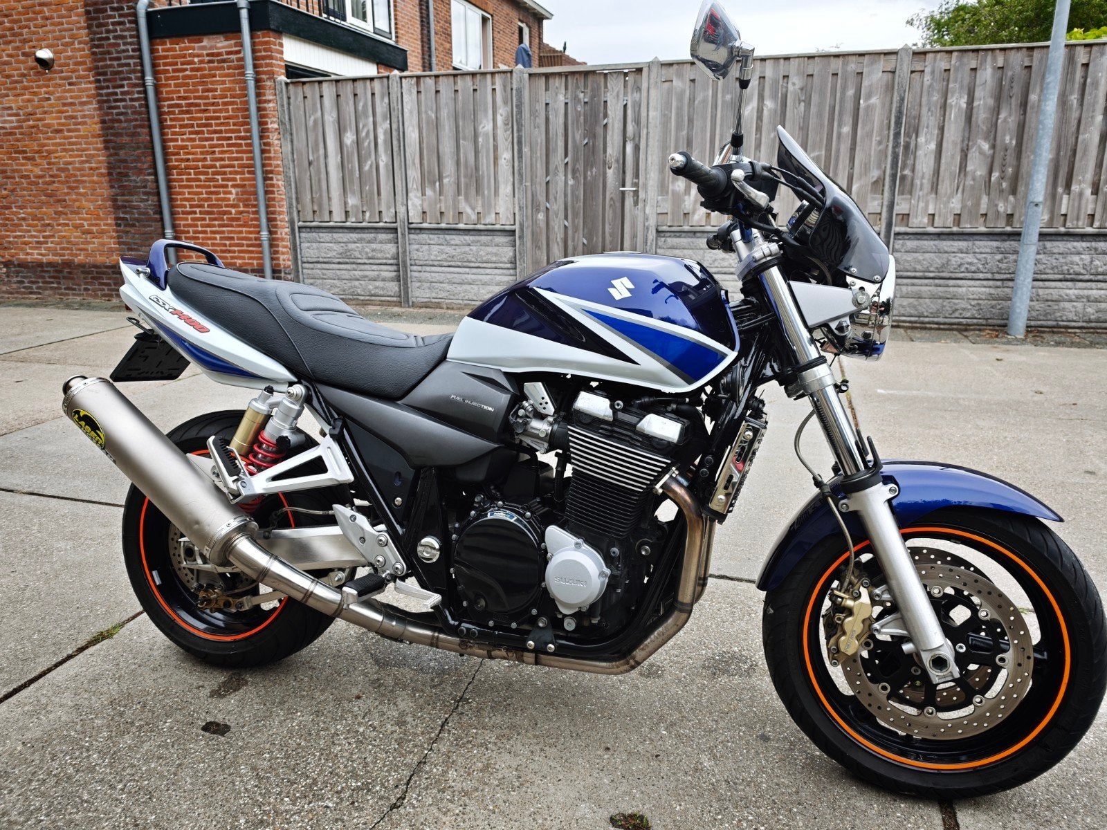 Prachtige Suzuki GSX 1400 met lage kilometerstand!, LED Verlichting, Occasion, 4 cilinders, Motorrijbewijs A
