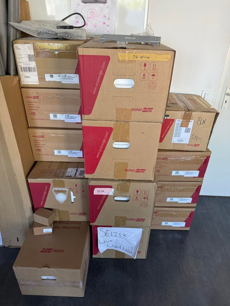 Diverse SolarEdge omvormers: een- en driefasig, Doe-het-zelf en Verbouw, Zonnepanelen en Toebehoren, Ophalen, Nieuw, Overige typen