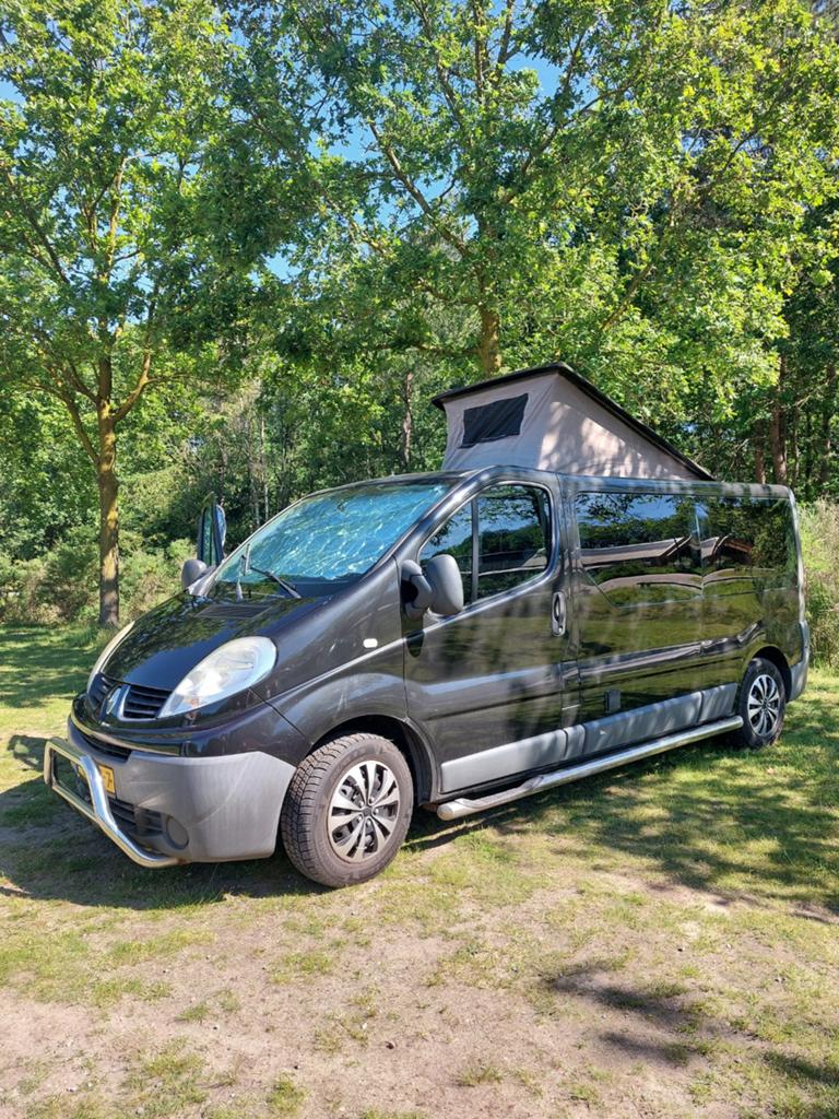 Nette camperbus Renault Traffic camper 2008 zwart, Caravans en Kamperen, Campers, Particulier, Buscamper of Camperbus, Overige merken